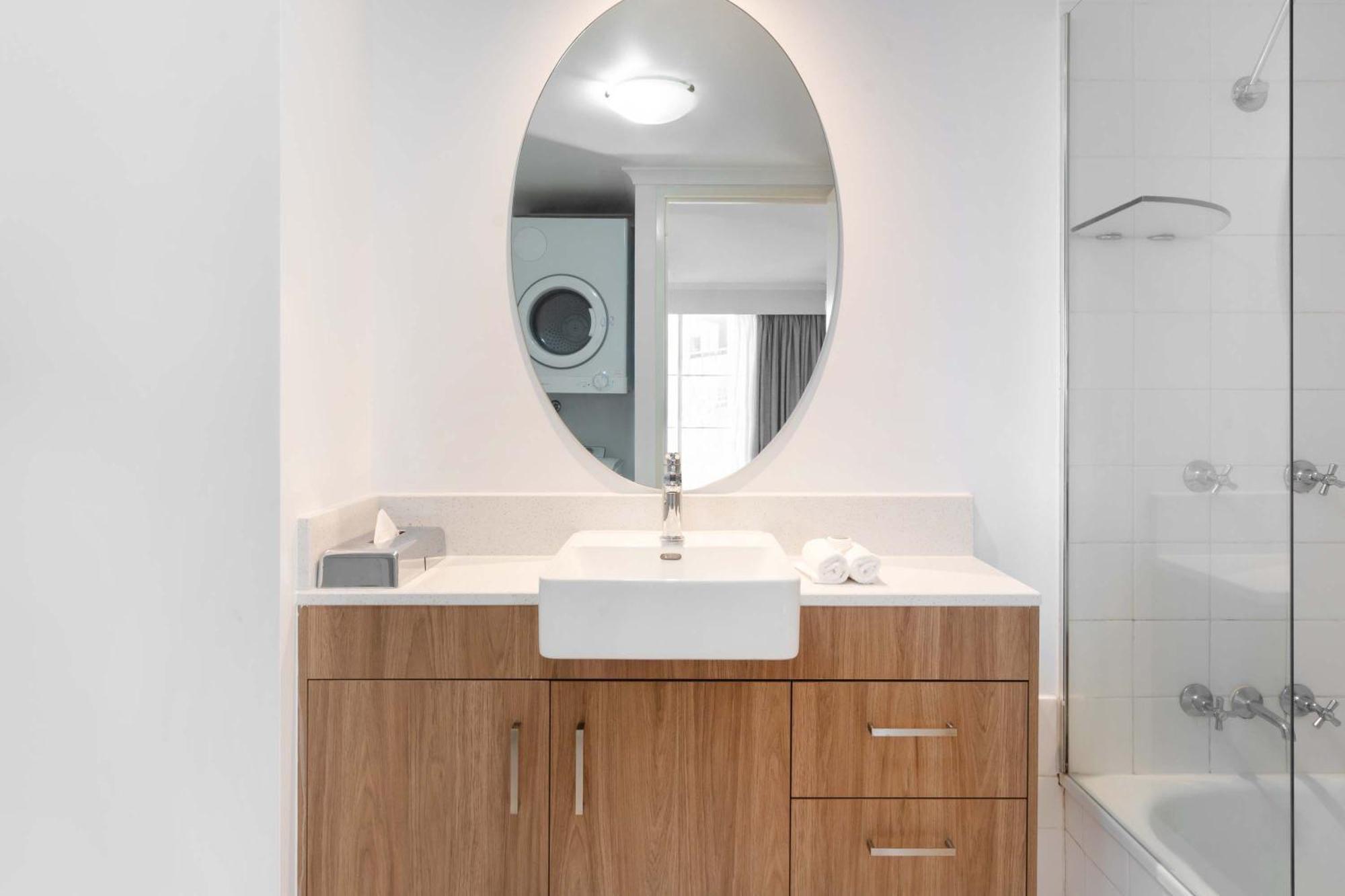 Mantra On Northbourne Aparthotel Canberra Bagian luar foto